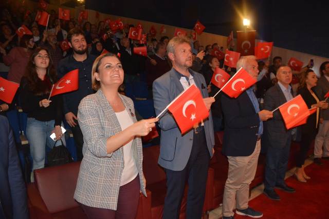 Cumhuriyet coşkusuna türkülerle devam