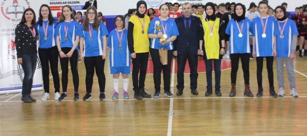 Okullar Arası Futsal Turnuvası sona erdi