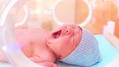 Prematüre bebeklerin bakımının 10 püf noktası