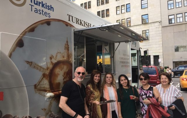 Türk lezzetleri, Türk kahvesiyle tanıtıldı