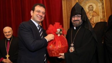 Başkan bu kez Ermenilerin bayramını kutladı