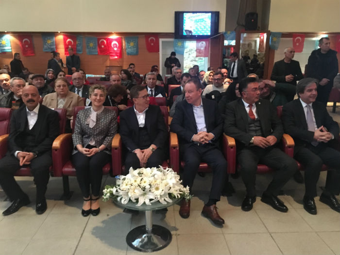 Erenkaya, il başkanı gibi karşılandı