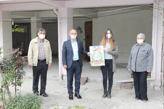 23 Nisan’ı en güzel onlar resmetti