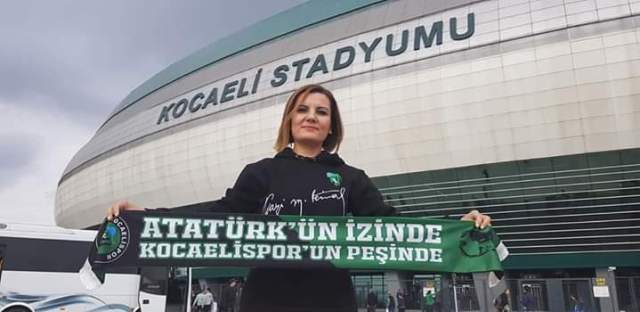 Hürriyet’ten Kocaelispor kutlaması