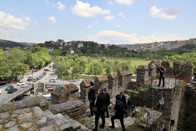 “SURLARIN YILLARDIR GEZİLMEMESİNDEN UTANIYORUM”