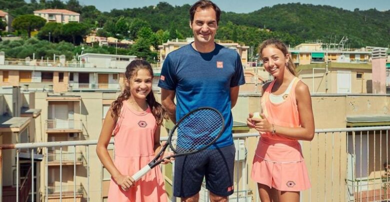 Federer, genç sporcuları ziyaret etti