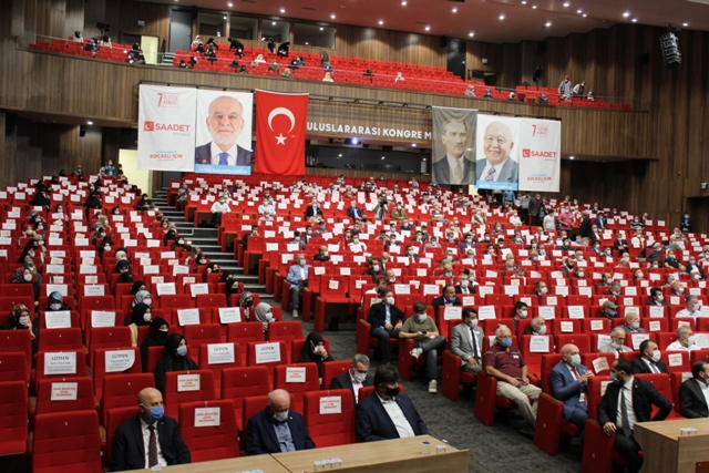 Saadet’ten sosyal mesafeli kongre