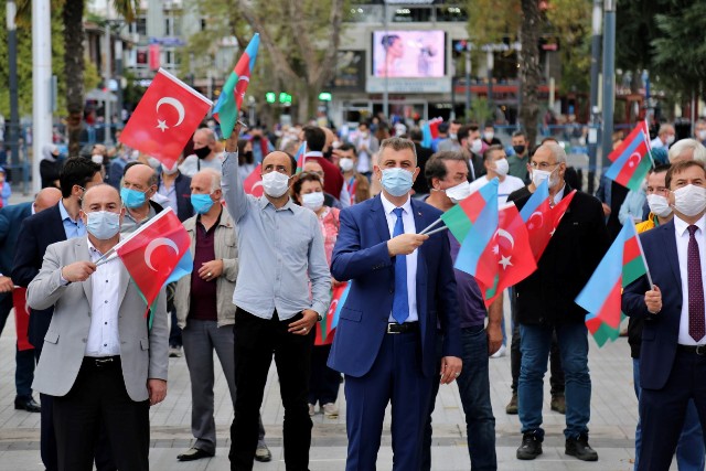 GÖLCÜK’TEN KARDEŞ DEVLET AZERBAYCAN’A BÜYÜK DESTEK