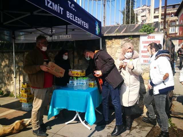 İzmit Belediyesi ALES adaylarını yalnız bırakmadı