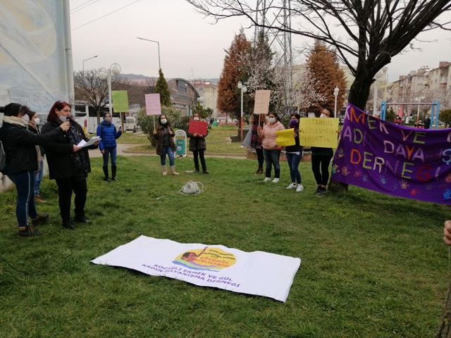 “Şiddetsiz, sömürüsüz ve eşit bir dünya için mücadeleye!”