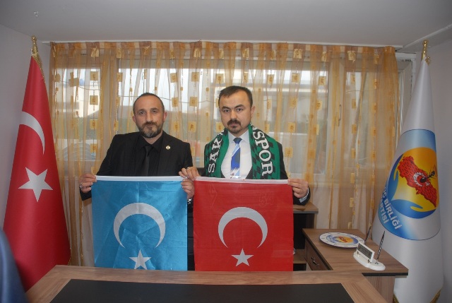 Cumhurbaşkanı Osman, Sakarya’da Güç Birliği Partisi’nin misafiri oldu