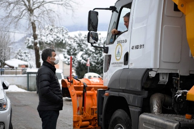 Kartepe’de yollar hiç kapanmadı