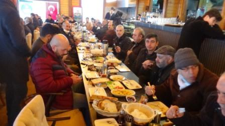 Erdoğan da kahvaltıya katıldı