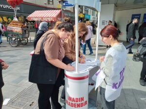 TİP'li kadınlardan imza kampanyası