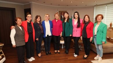 Kadın adaylardan Hürriyet'e kutlama