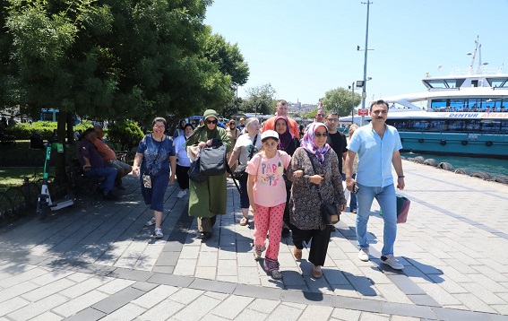 Büyükşehir, özel öğrencilere İstanbul’u gezdirdi