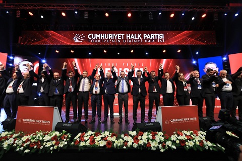 Kurultayda konuştu