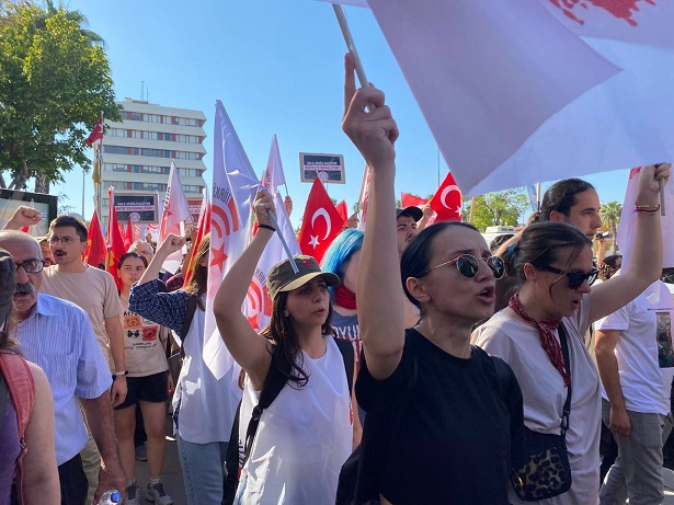 "İncirlik Üssü'nü kapatacağız"